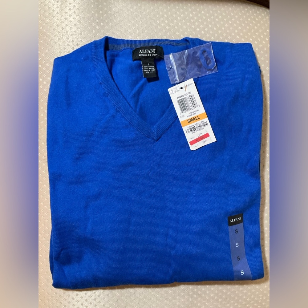 Alfani Men's Regular Fit Sweater in Vibrant Blue